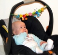 S'Mala Деревянная игрушка-растяжка для детской коляски или автокресла Бабочки